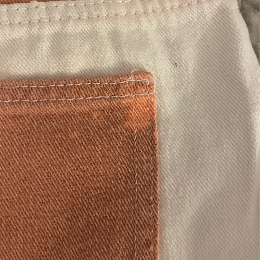 ColorBlock Shorts - Picture 4 of 5